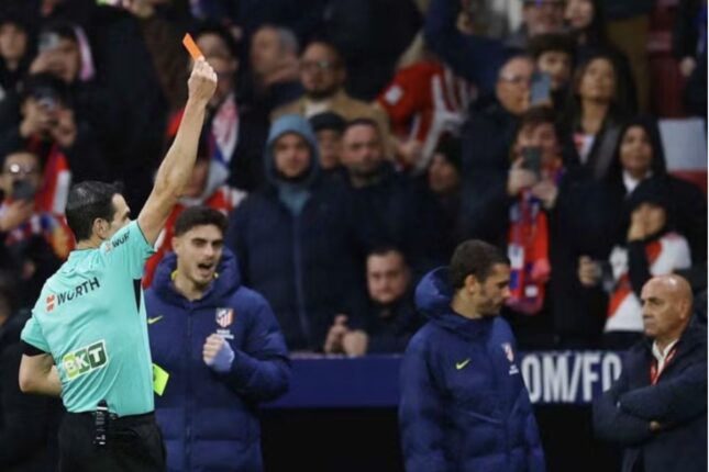 Barselona “Atletiko” ilə oyundakı hakimlikdən UEFA-ya şikayət hazırlayır