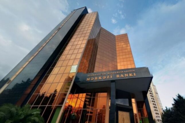 Vəzifəli şəxs cərimələndi