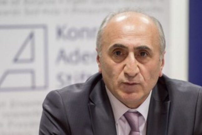 Erməni iqtisadçı: “Rusiya bazarını Azərbaycanla əvəzləmək səhvdir”