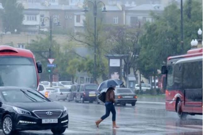 İntensiv yağışlar bu gün də YAĞACAQ