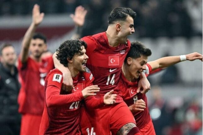 Türkiyə millisi tarixi uğura görə miyonlar qazandı
