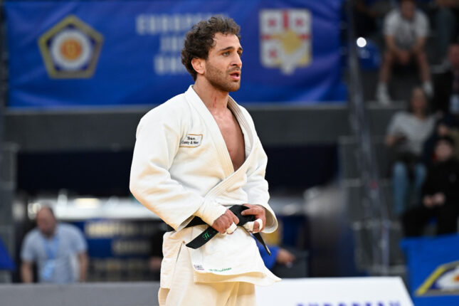 Hidayət Heydərov gümüş medal qazandı