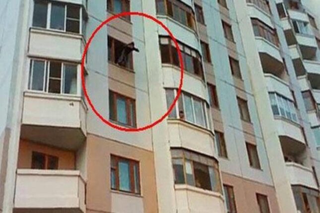 “AAAF Park”da 19 yaşlı qız 7-ci mərtəbədən yıxılıb öldü