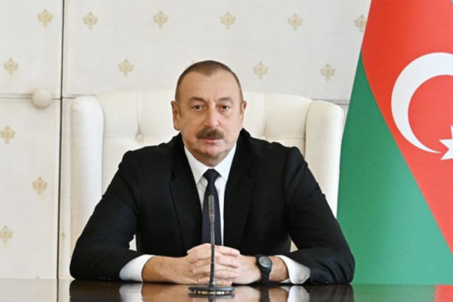 İlham Əliyev latviyalı həmkarını sülh prosesi barədə məlumatlandırdı