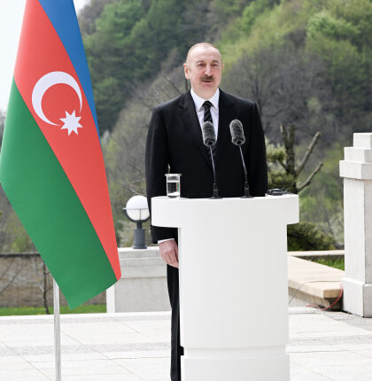 “Çexiya ilə çox fəal siyasi dialoqumuz var”