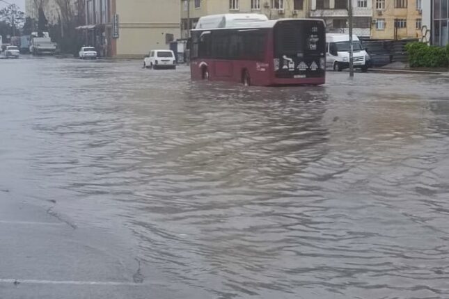 Hövsan yağışdan sonra bu vəziyyətə düşdü – Video