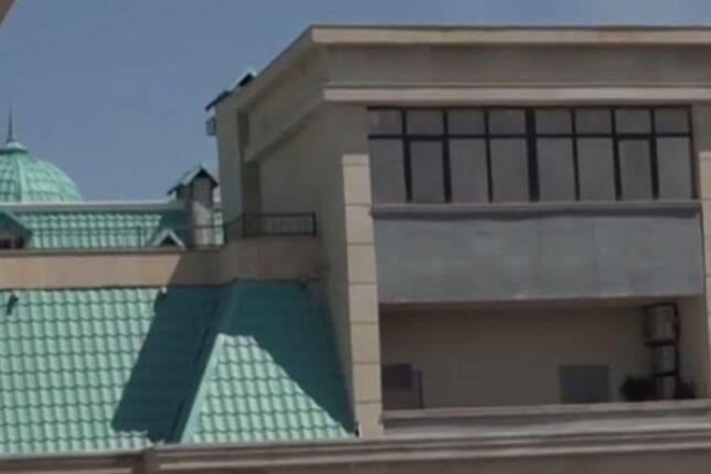 “Mahal MTK”dan şikayət: Çıxarış və lift yox, mansartda qanunsuz mənzillər (VİDEO)