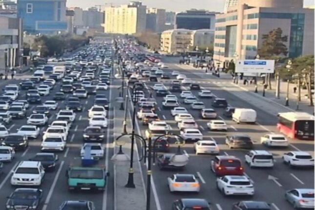 Bakıda 20 istiqamətdə sıxlıq var – SİYAHI