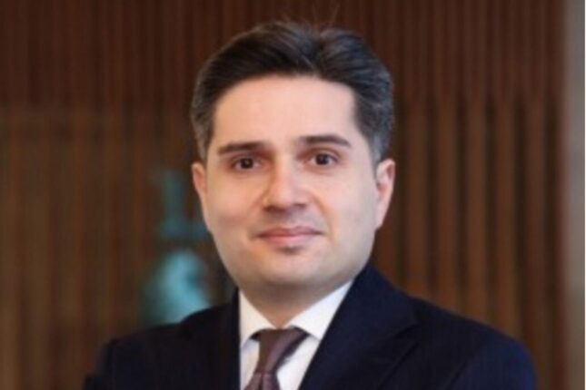 İşdən çıxarılan müavin nazir müşaviri təyin olundu