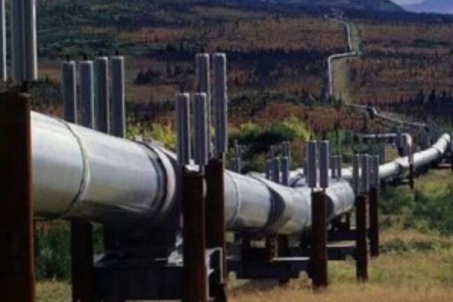 Rusiya neftinin “Drujba” kəməri ilə Macarıstana nəqlinə başlanıldı