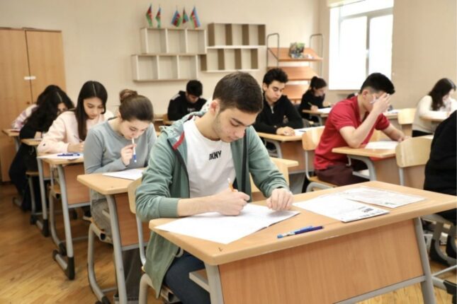 55 mindən çox şagird imtahan verəcək