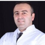 taninmis-hekimin-qapisindaki-xaos-aynur-camalqizi-sikayetcidir