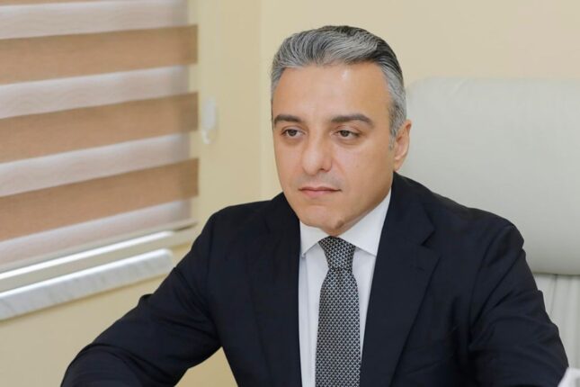 İki idarə rəisini vəzifədən azad etdi