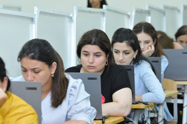 Direktorluğa namizədlər bu tarixdə ixtisasdan imtahan verəcək