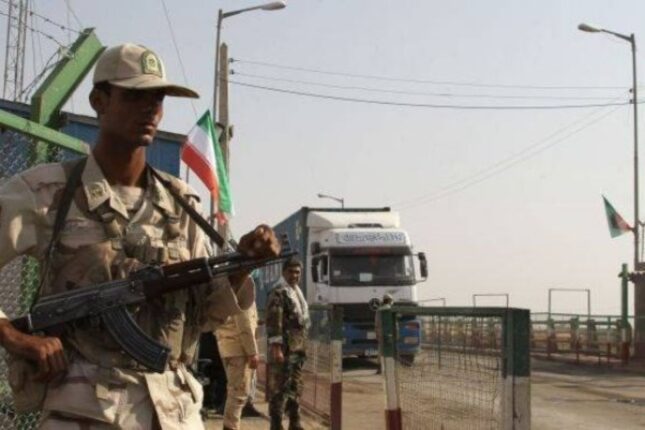 Pakistanla sərhəddə İran ordusuna hücum edildi