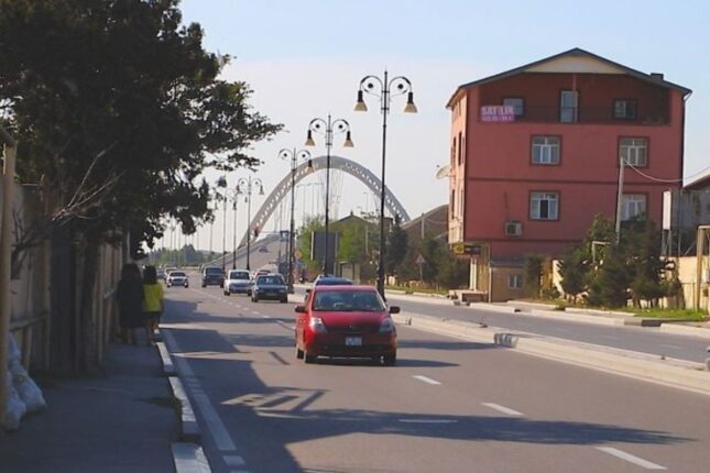 Bu qəsəbədə evlər sürətlə bahalaşır: Torpaq tapmaq çətinləşib…