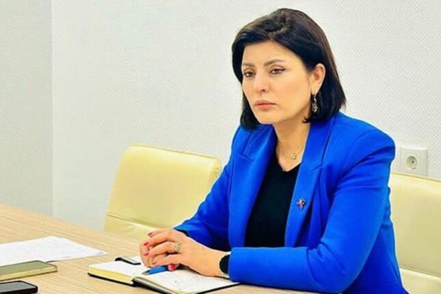 Səkinə Sadıxova da işdən çıxarıldı