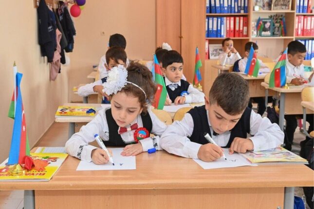 Paytaxt məktəblərində yaz tətilinin vaxtı DƏYİŞDİRİLDİ