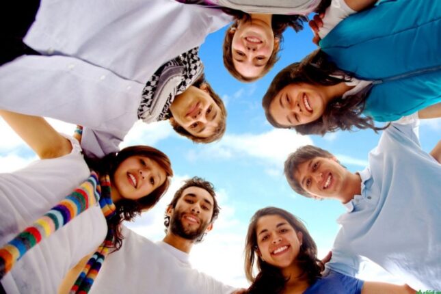 24 Aprel – Gənclərin Beynəlxalq Həmrəylik Günüdür