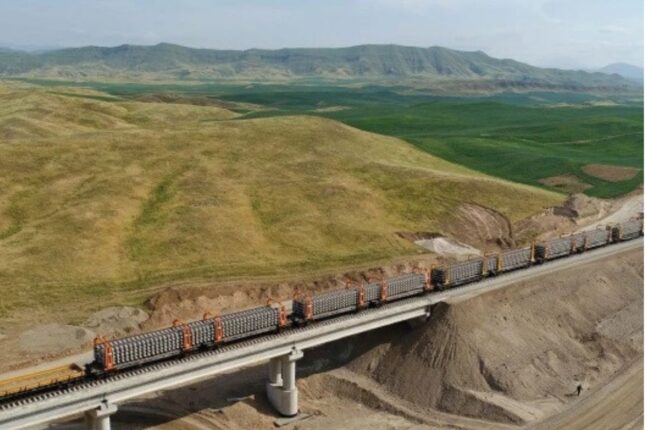 Əlirza Nazif: “Zəngəzur dəhlizi bölgə üçün gərginlik mənbəyidir” Əlirza Nazif: “Zəngəzur dəhlizi bölgə üçün gərginlik mənbəyidir”