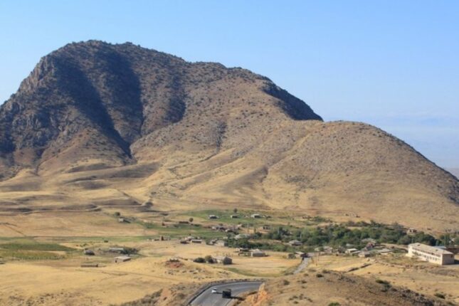 “Kərki əldə gedərsə…”