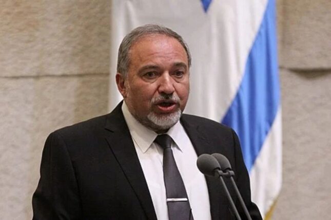 İran rejimini devirməliyik – Liberman