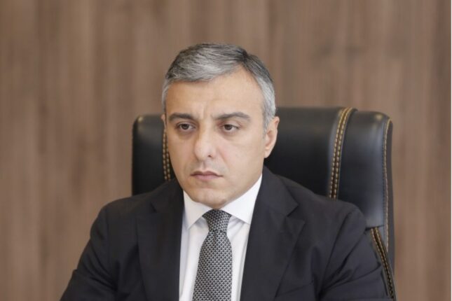 Yeni sədr qaynını da AAYDA-ya gətirdi