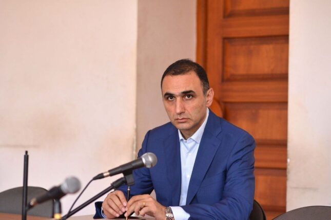 Çələbiyan: “Azərbaycanla müharibə bitməyib”