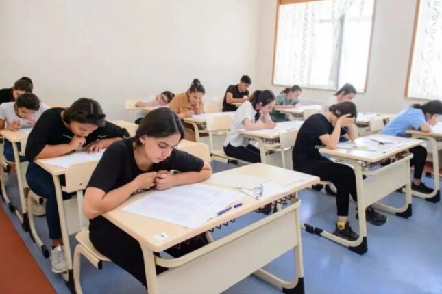 Bu gün 52 mindən çox şagird imtahan verəcək