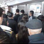 metroda-sixliq-pik-hedde-qatarlara-minmek-muskule-cevrilib