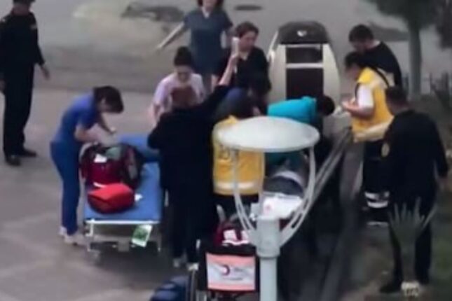 Bakıda ürəyi dayanan şəxsin həyatı belə xilas edildi – VİDEO