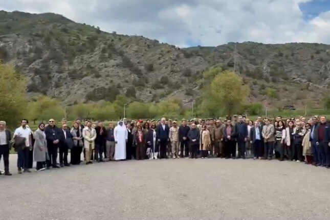 Hikmət Hacıyev xarici diplomatların Laçına səfərinin videosunu paylaşdı