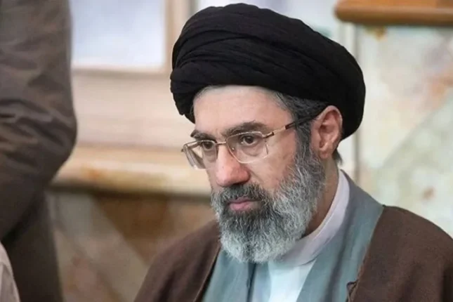 Xamineyidən qonşulara xəbərdarlıq: “Heç kim ABŞ-ın qalxanı olmayacaq” Xamineyidən qonşulara xəbərdarlıq: “Heç kim ABŞ-ın qalxanı olmayacaq”