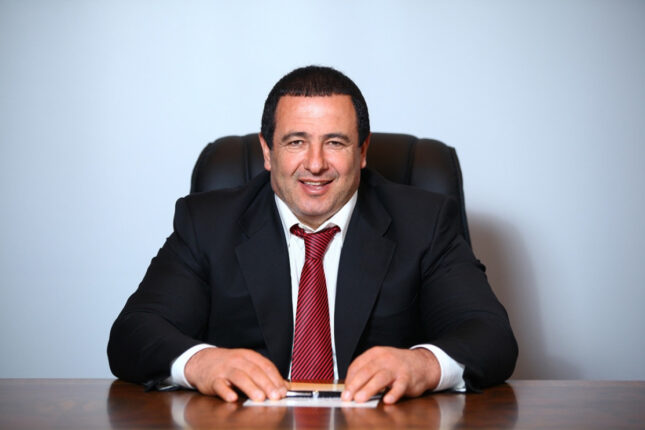 Tsraukyan: “Paşinyan “İrəvan Azərbaycandır. Nöqtə” bəyanatını verəcək”