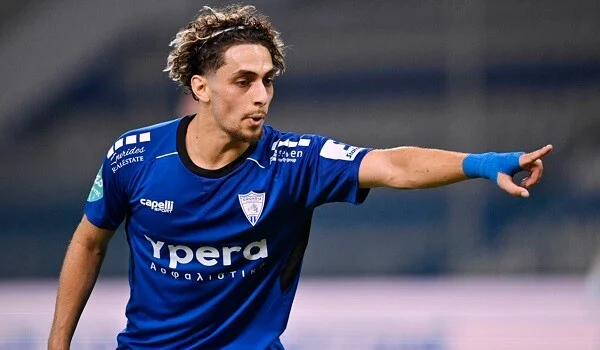 “Qarabağ” Fransa millisinin keçmiş oyunçusunu transfer etdi “Qarabağ” Fransa millisinin keçmiş oyunçusunu transfer etdi