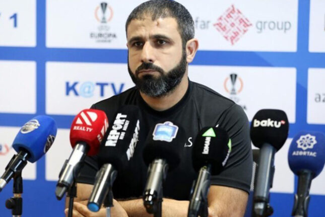 “90 dəqiqə burada oynayan hər an zədələnə bilər” – Rəşad Sadıqov