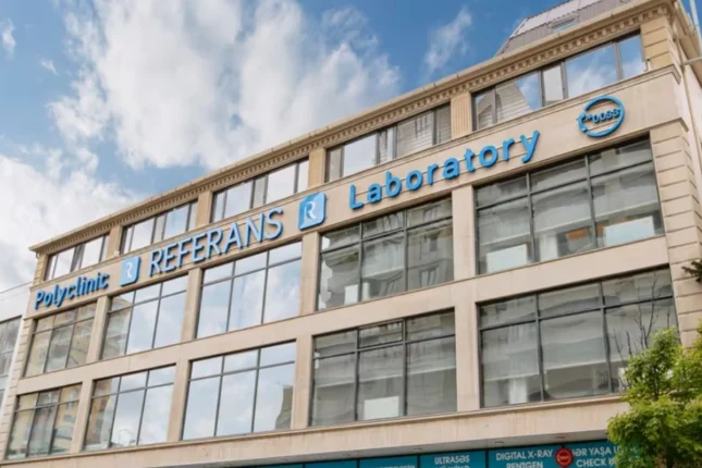“Referans” klinikasının direktoru həyat yoldaşını niyə güllələyib?