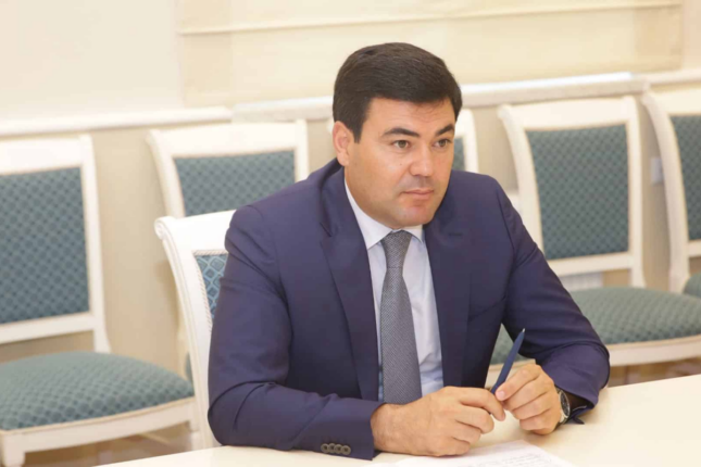İcra başçısının Xaçmazda abadlıq yalanı: Milyonluq tenderə başlayır İcra başçısının Xaçmazda abadlıq yalanı: Milyonluq tenderə başlayır