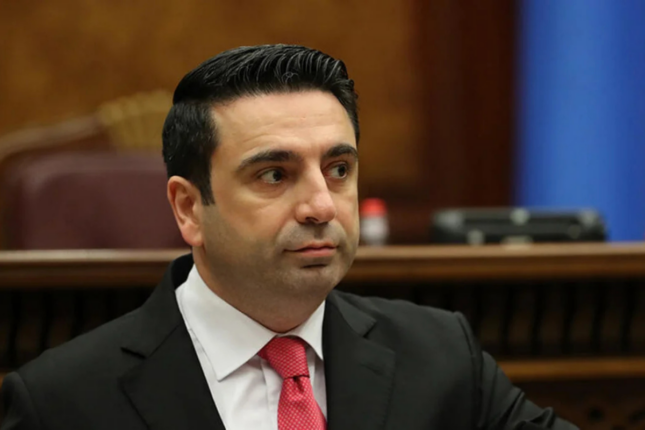 Simonyan: “Azərbaycanlıların Ermənistanda məskunlaşacağını istisna etmirəm”