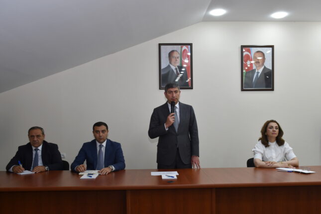 İcra başçısı Yasamal sakinləri ilə bir araya gəldi-FOTOLAR