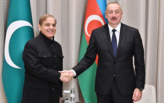 Şahbaz Şərif İlham Əliyevi təbrik edib Şahbaz Şərif İlham Əliyevi təbrik edib