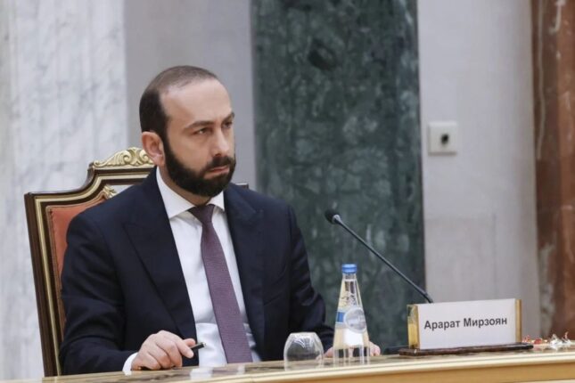 Erməni nazir Bakıya gəlmək istəyir: Mirzoyan azərbaycanlılardan yardım istəyib