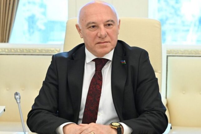 Universitet və bu nazirliklər bölgələrə köçürülsün – Deputat