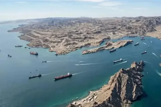 SEPAH: Son sutkada Hörmüz boğazından 24 gəmi keçib SEPAH: Son sutkada Hörmüz boğazından 24 gəmi keçib