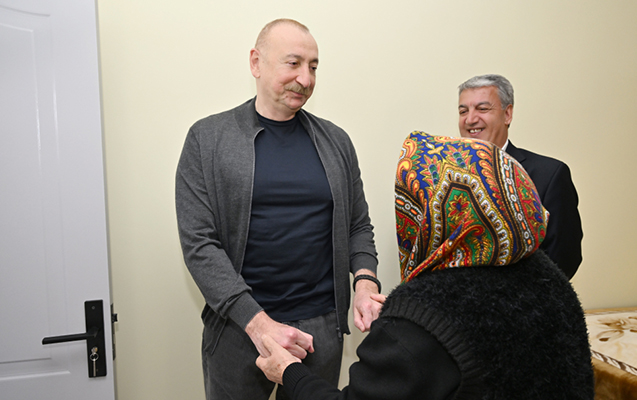 “Mənim qızımı niyə gətirməmisən, görərdim” – Video “Mənim qızımı niyə gətirməmisən, görərdim” – Video