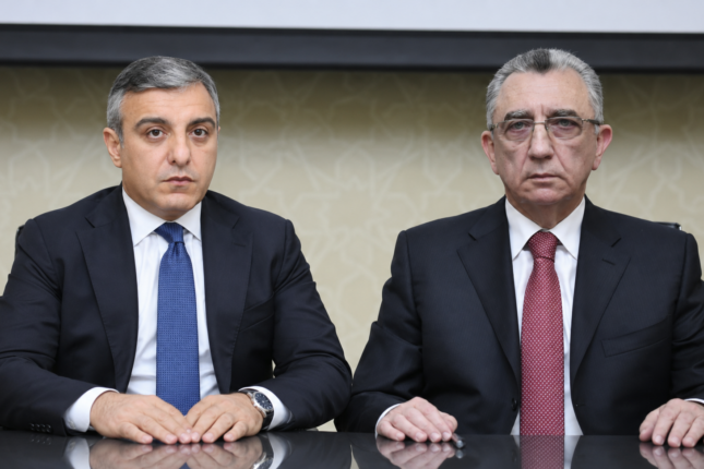 AAYDA və Eldar Əzizov hədəfdə – “Bakıdakı kollektorları onlar asfaltladı”