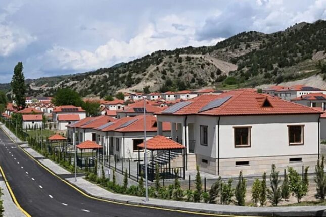 Laçında bir məhəlləni 41 milyon manata tikəcəklər Laçında bir məhəlləni 41 milyon manata tikəcəklər