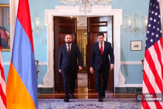 Rubio İrəvana gəlir
