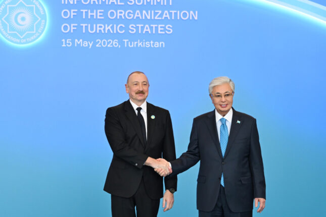 İlham Əliyev Zirvə görüşündə – Fotolar