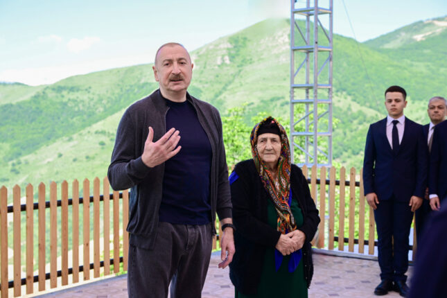 İlham Əliyev: Bu gün biz rahat yaşayırıq, qalib xalq kimi və qalib dövlət kimi İlham Əliyev: Bu gün biz rahat yaşayırıq, qalib xalq kimi və qalib dövlət kimi